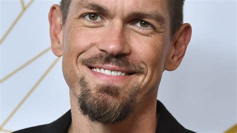 steve howey gay scene|Hi, Im actor Steve Howey. You might know me from。